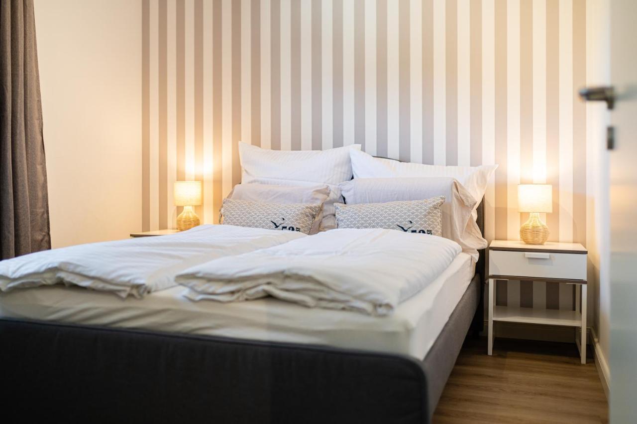 Vivid - Ideal Fuer 4 - Strandnaehe Mit 2 Terrassen - 2 Sz & Wz Varel Extérieur photo