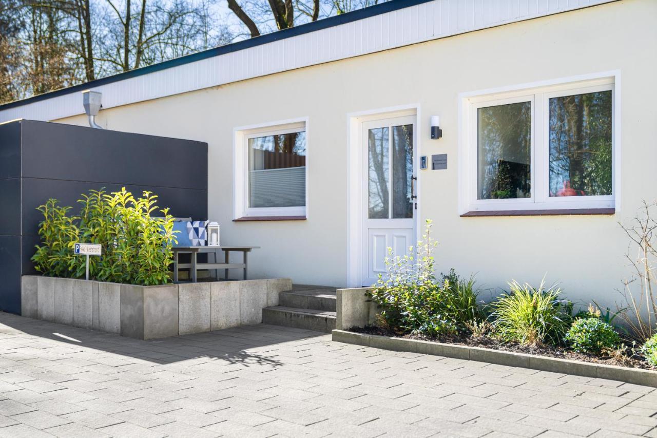 Vivid - Ideal Fuer 4 - Strandnaehe Mit 2 Terrassen - 2 Sz & Wz Varel Extérieur photo